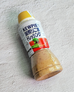 큐피 볶은 참깨 드레싱 일본 샐러드 소스 380ml